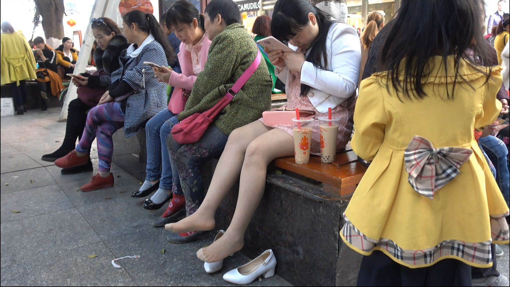streetsnapnylon[00 01 05][20181208 222920 5]